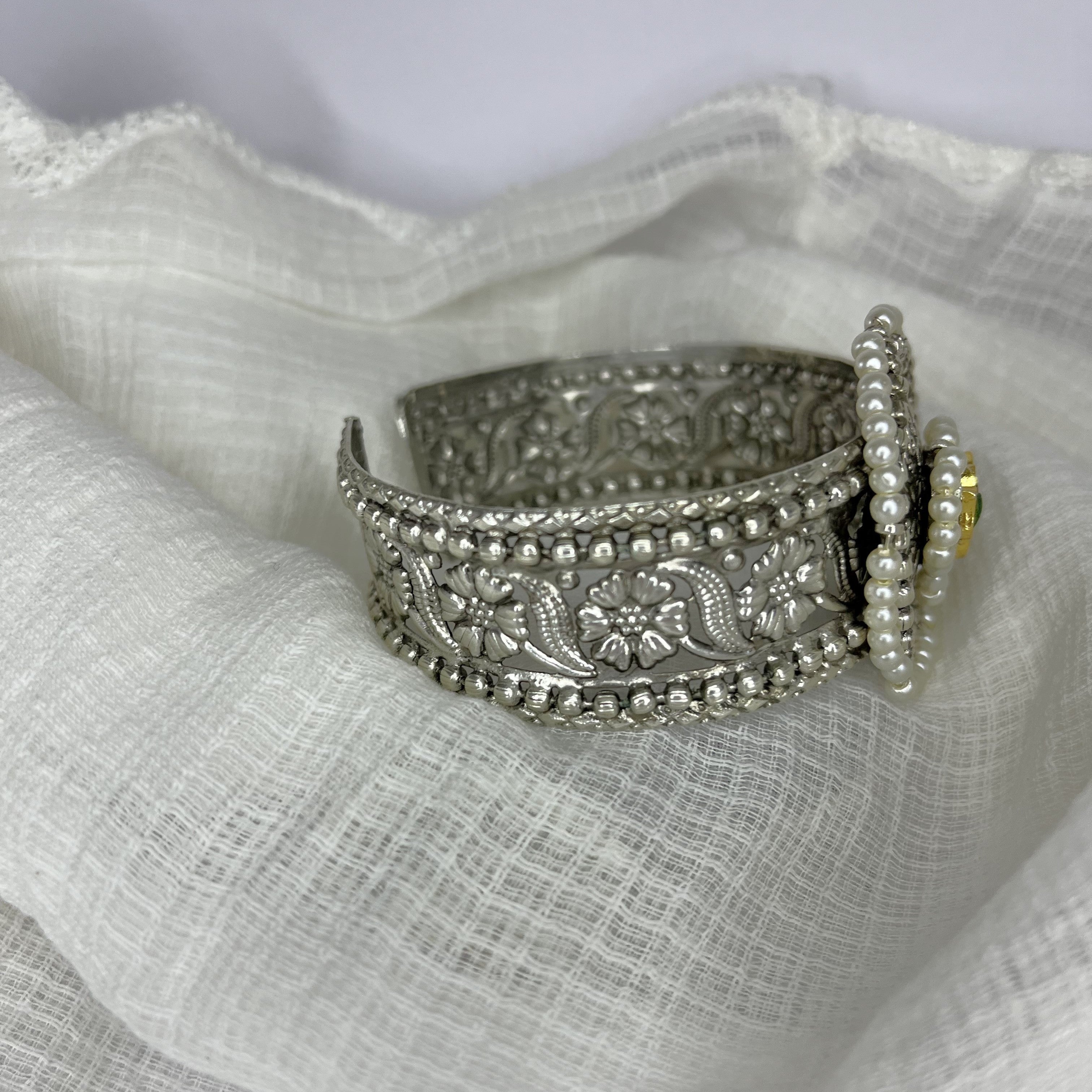 Silver Adjustable Bracelet with  Multicolor Kundan Stones & Pearls