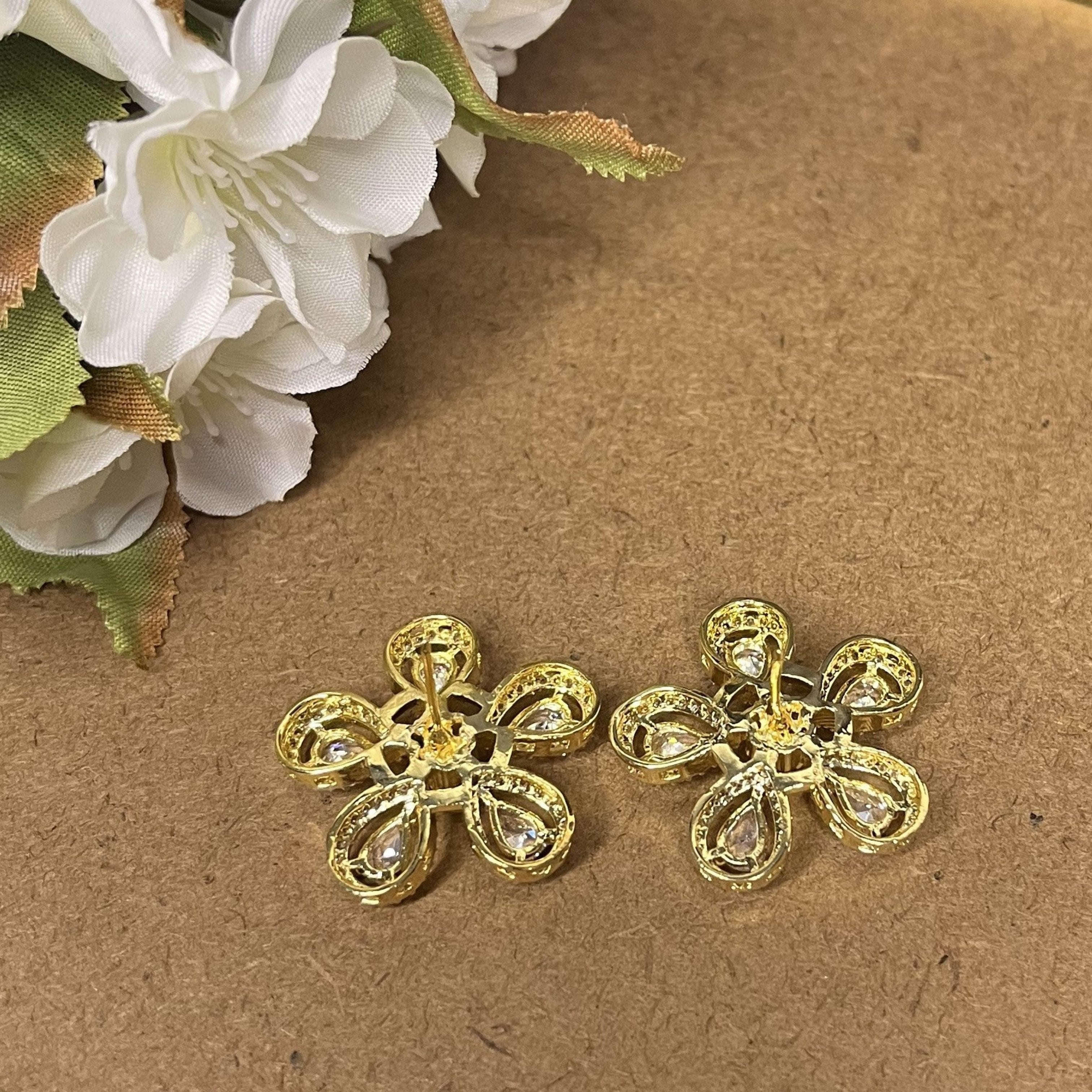 AD Golden Flower Stud Earrings